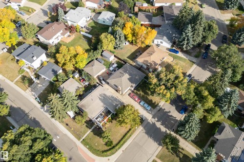 4 Greystone Crescent, Sherwood Park, AB 