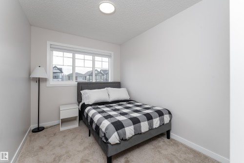 2420 Trumpeter Way Nw, Edmonton, AB 