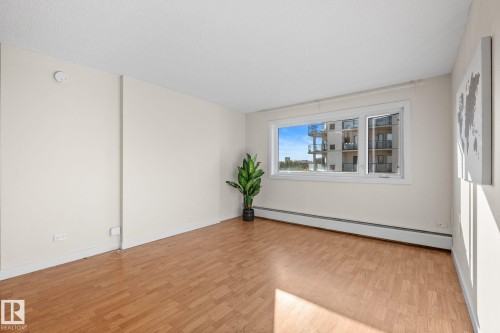#1210 9710 105 St Nw, Edmonton, AB 
