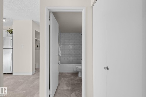 #1210 9710 105 St Nw, Edmonton, AB 