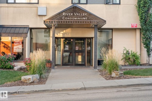 #1210 9710 105 St Nw, Edmonton, AB 