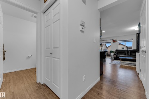 5128 20 Avenue Sw, Edmonton, AB 