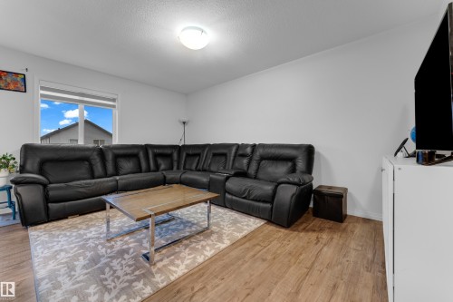 5128 20 Avenue Sw, Edmonton, AB 