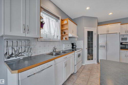 14932 136 Street Nw, Edmonton, AB 