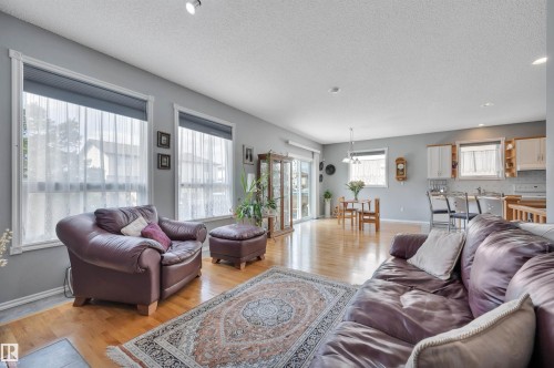 14932 136 Street Nw, Edmonton, AB 