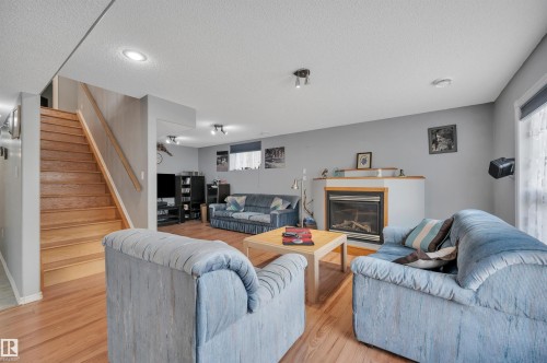14932 136 Street Nw, Edmonton, AB 