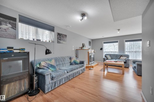14932 136 Street Nw, Edmonton, AB 