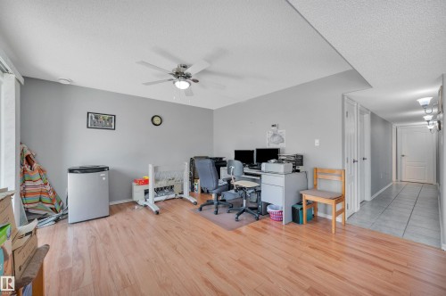 14932 136 Street Nw, Edmonton, AB 
