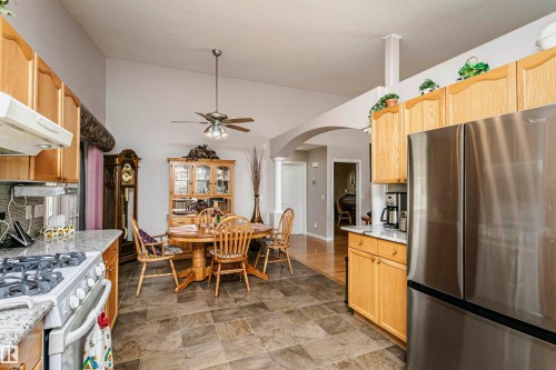 2840 151A Avenue Nw, Edmonton, AB 