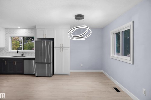 7501 95 Avenue Nw, Edmonton, AB 