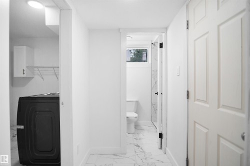 7501 95 Avenue Nw, Edmonton, AB 