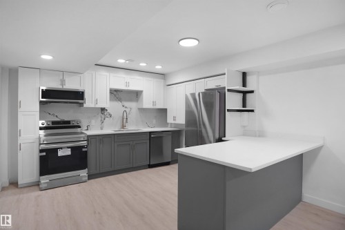 7501 95 Avenue Nw, Edmonton, AB 