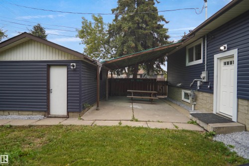 7501 95 Avenue Nw, Edmonton, AB 