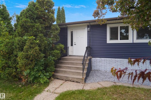 7501 95 Avenue Nw, Edmonton, AB 