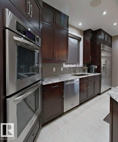 6520 111 Avenue Nw, Edmonton, AB 