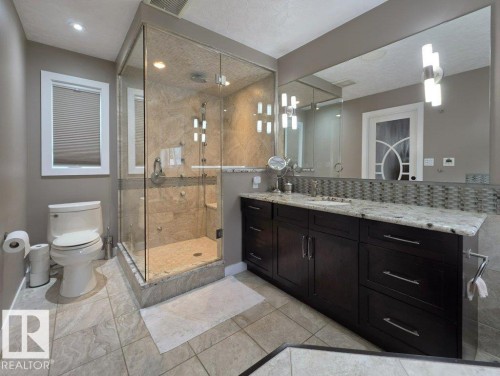 6520 111 Avenue Nw, Edmonton, AB 