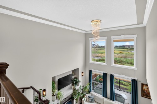 525 Albany Way Nw, Edmonton, AB 