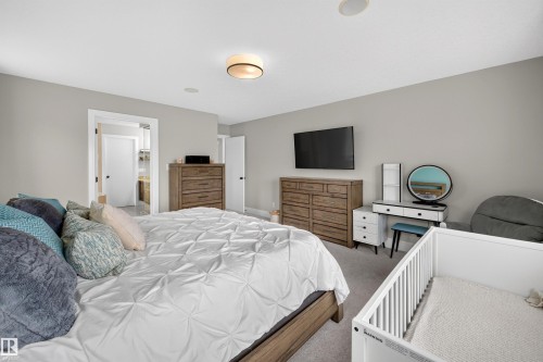 525 Albany Way Nw, Edmonton, AB 