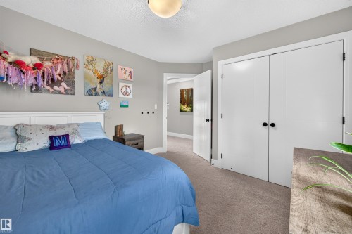 525 Albany Way Nw, Edmonton, AB 