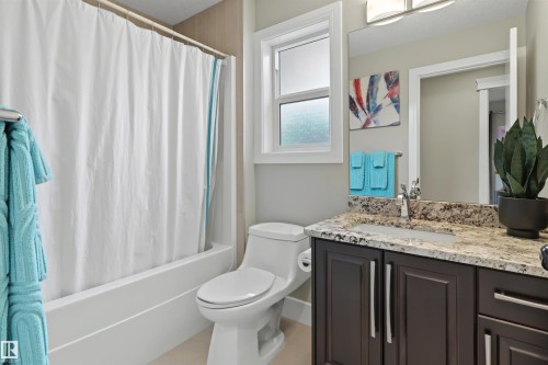 525 Albany Way Nw, Edmonton, AB 