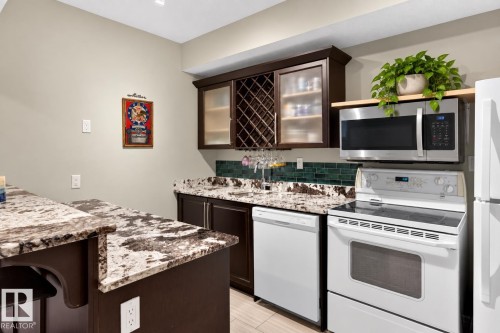 525 Albany Way Nw, Edmonton, AB 