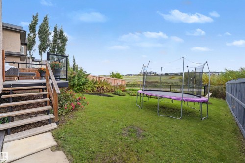 525 Albany Way Nw, Edmonton, AB 