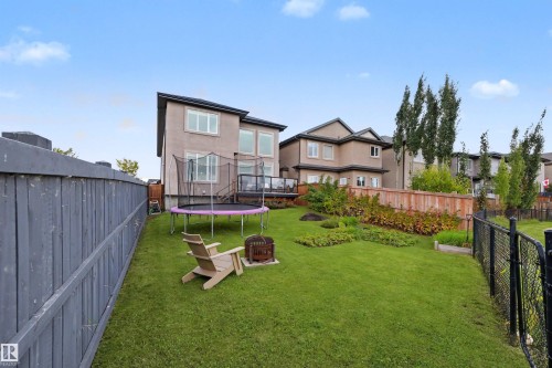 525 Albany Way Nw, Edmonton, AB 