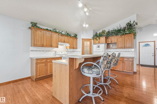 16206 84 Street Nw, Edmonton, AB 