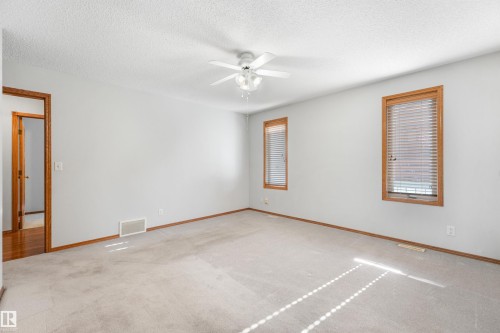 16206 84 Street Nw, Edmonton, AB 