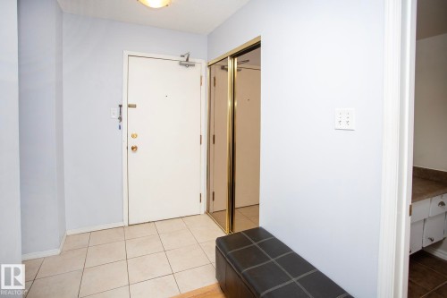 Tile flooring entry - #407 9810 178 St Nw, Edmonton, AB 