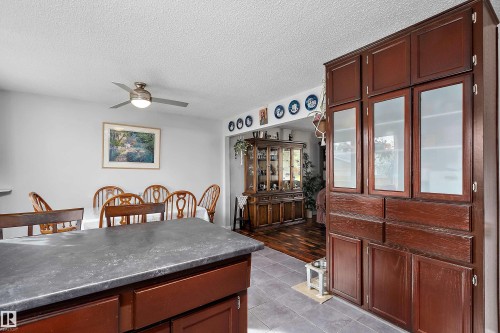 12211 147 Avenue Nw, Edmonton, AB 