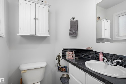 12211 147 Avenue Nw, Edmonton, AB 