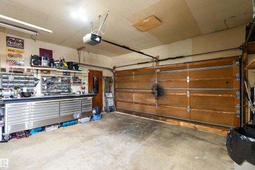 12211 147 Avenue Nw, Edmonton, AB 