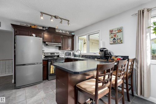 12211 147 Avenue Nw, Edmonton, AB 