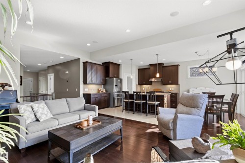 2311 Ashcraft Cape Sw, Edmonton, AB 