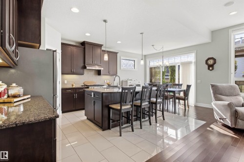 2311 Ashcraft Cape Sw, Edmonton, AB 