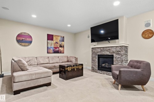 2311 Ashcraft Cape Sw, Edmonton, AB 
