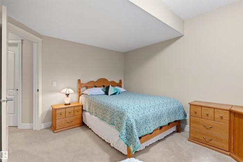 2311 Ashcraft Cape Sw, Edmonton, AB 
