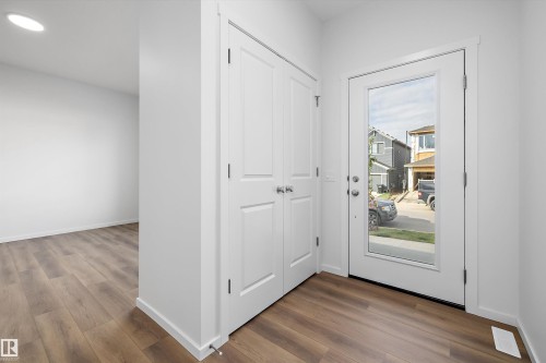 9103 Elves Loop Nw, Edmonton, AB 