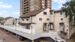 8C MEADOWLARK Village NW  Edmonton, AB T5R 5X3