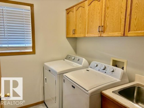 5609 45A Street, Vegreville, AB 