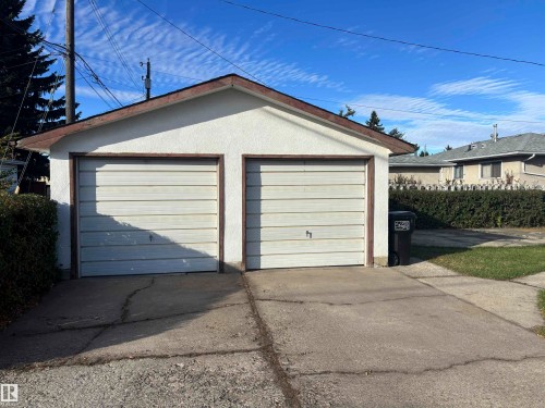 13524 92 St Nw, Edmonton, AB 