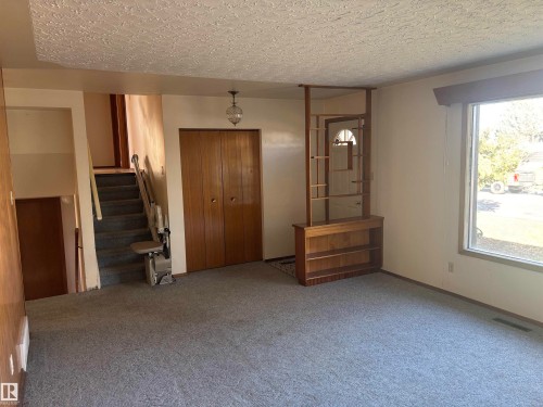 13524 92 St Nw, Edmonton, AB 