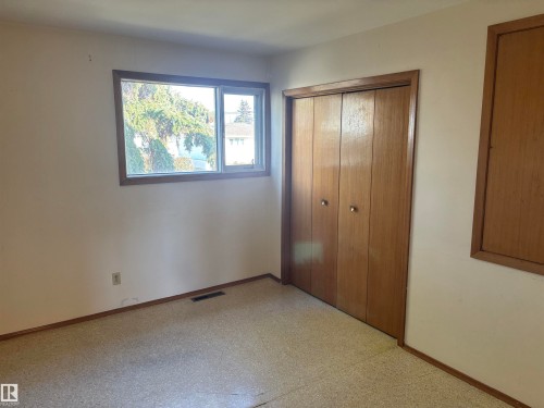13524 92 St Nw, Edmonton, AB 