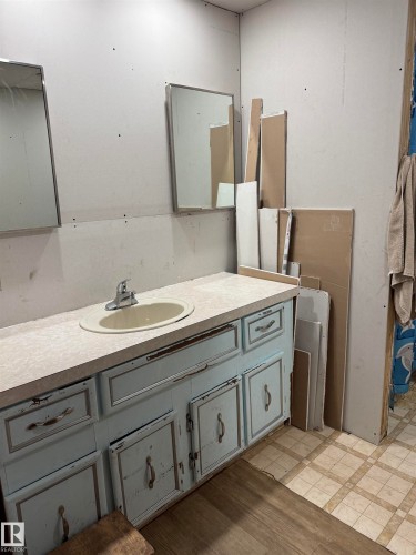 Additional content - 4626 51 Avenue, Willingdon, AB 