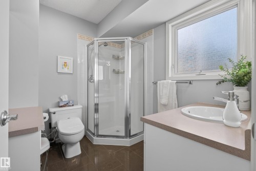 10746 University Avenue Nw, Edmonton, AB 