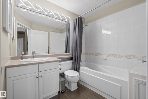10746 University Avenue Nw, Edmonton, AB 