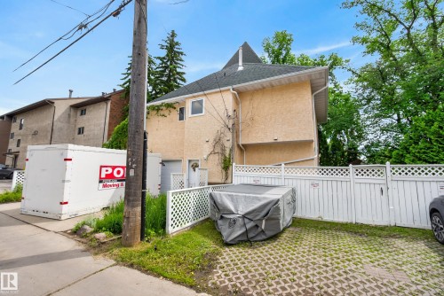 10746 University Avenue Nw, Edmonton, AB 