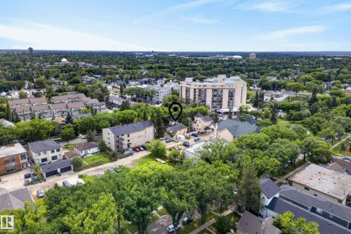 10746 University Avenue Nw, Edmonton, AB 