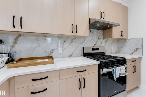 403 Pine Point, Leduc, AB 